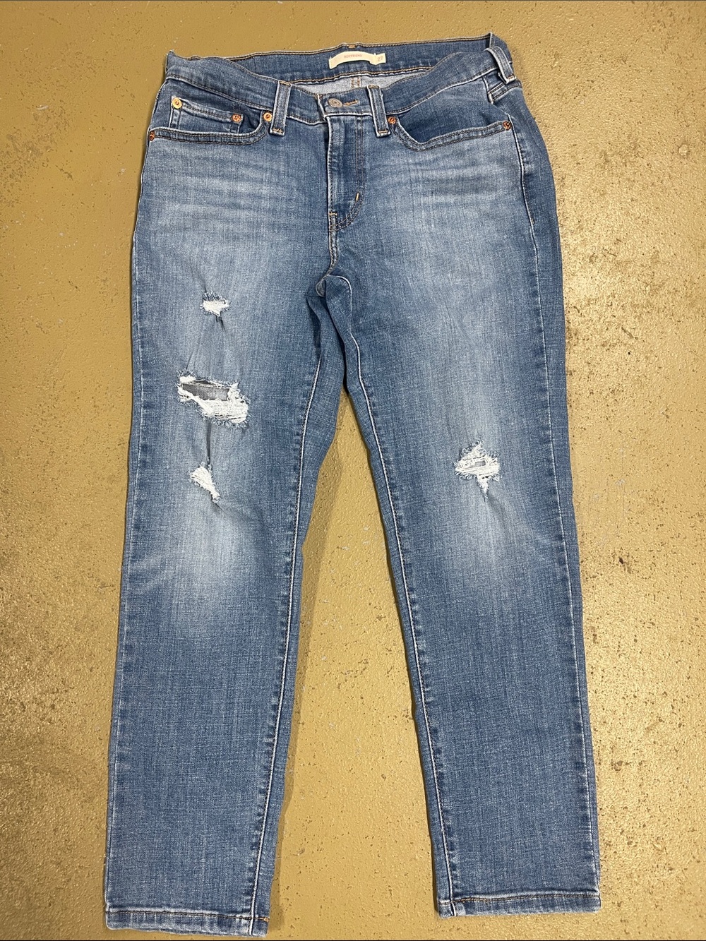 Levi’s Boyfriend Distressed Denim Jeans Size 27